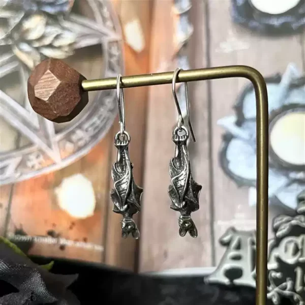 Steampunk-inspired bat earrings #002