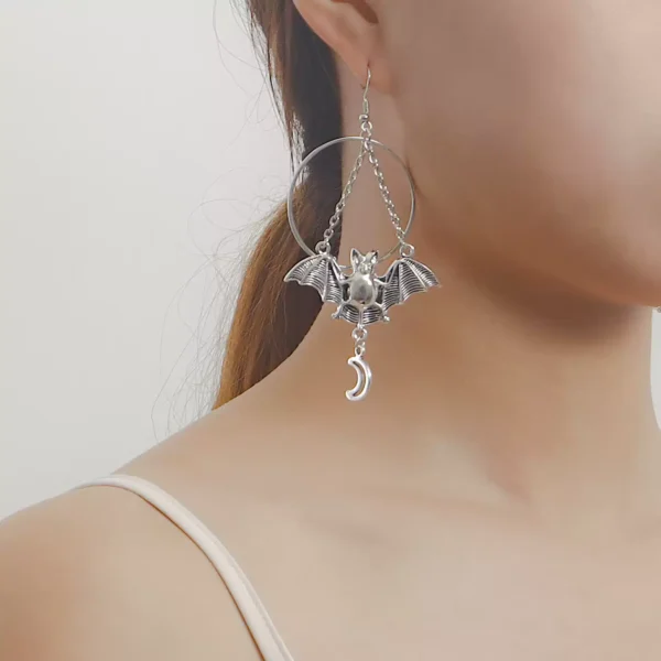 Geometric bat pendant earrings #008